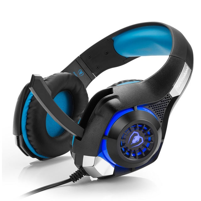 Dominate the Game: RGB Wired Gaming Headset with Pulse-Lit Precision & Pro-Level Sound
